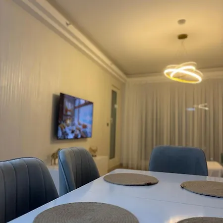 The Sky View Apartment
